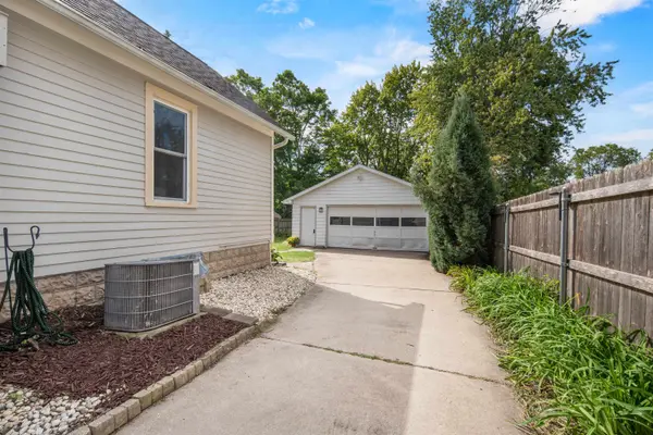 315 VAN ST, Neenah, WI 54956-2465