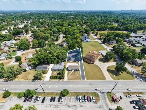 4716 Trousdale Dr, Nashville, TN 37220