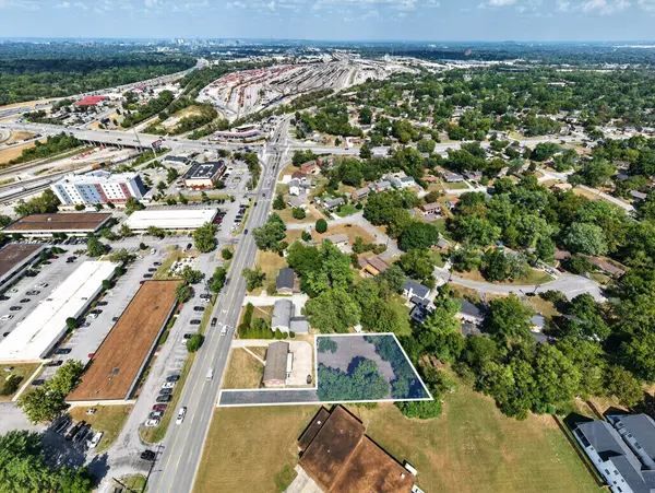 4716 Trousdale Dr, Nashville, TN 37220