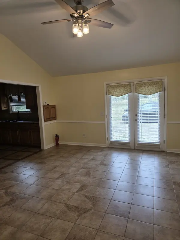 1184 Dalemere Dr #B, Nashville, TN 37207