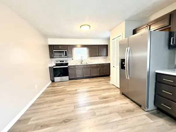214 Hillside Ter, Hopkinsville, KY 42240