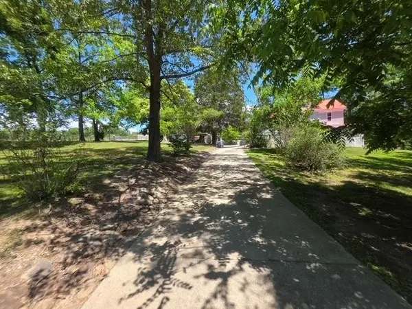 141 Leslie Drive, Harriman, TN 37748