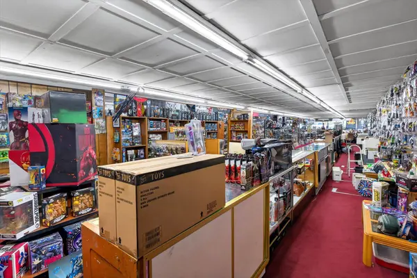 110 E Jackson ST, Bolivar, MO 65613