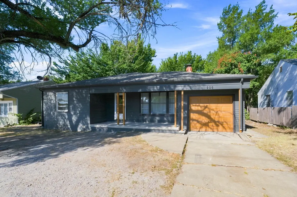 809 N Oliver Ave, Wichita, KS 67208