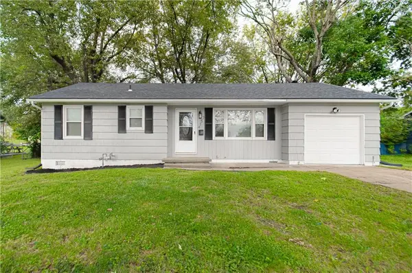 7514 Woodson RD, Raytown, MO 64138