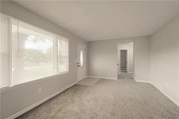 7514 Woodson RD, Raytown, MO 64138