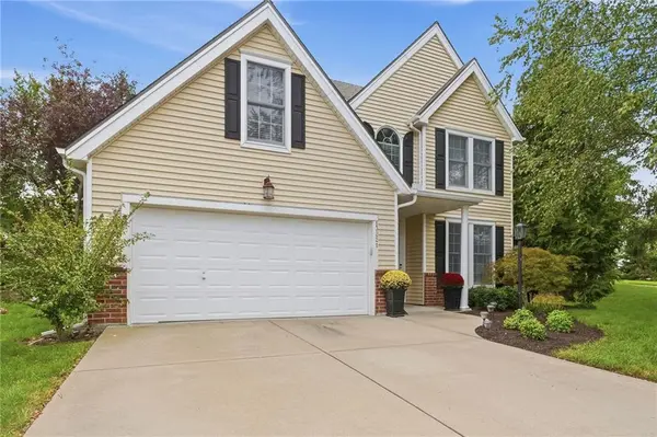 13221 W 126th PL, Overland Park, KS 66213