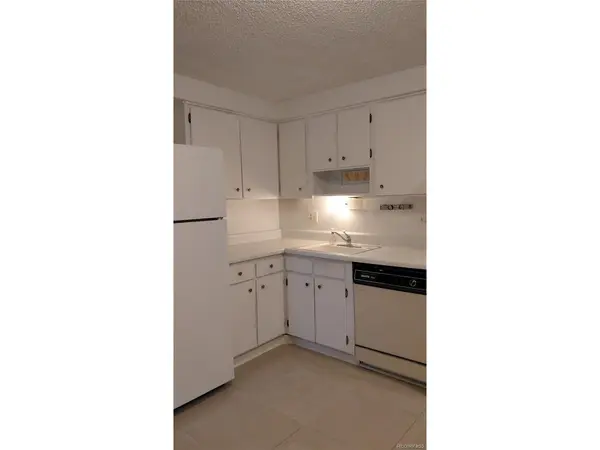1304 S Parker #360, Denver, CO 80231