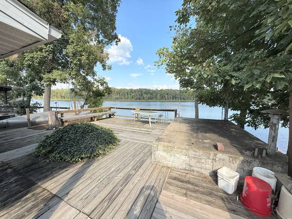 4866 E Mitchell Lake RD, Mulkeytown, IL 62865