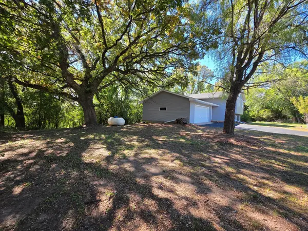 5712 236th AVE NW, Saint Francis, MN 55070