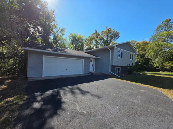 5712 236th AVE NW, Saint Francis, MN 55070