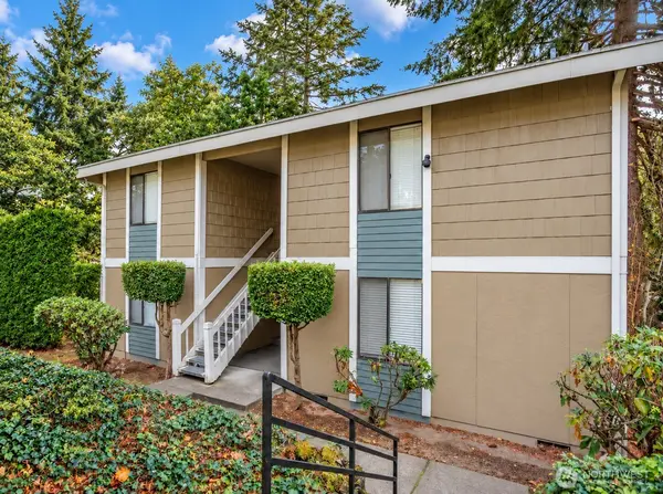 34246 1st PL S, Federal Way, WA 98003