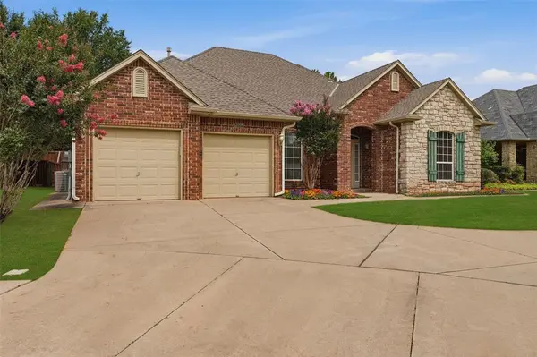 3008 Viewmont CT, Edmond, OK 73003