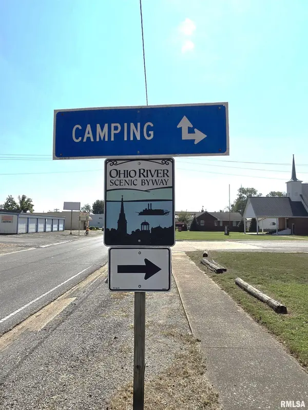 330 N CANAL ST, Cave In Rock, IL 62919