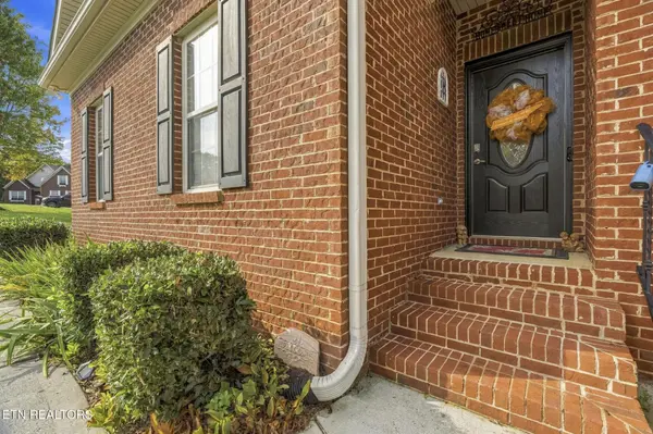 1745 Bonnie Roach Lane, Knoxville, TN 37922