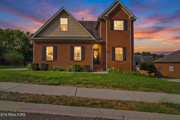 1745 Bonnie Roach Lane, Knoxville, TN 37922