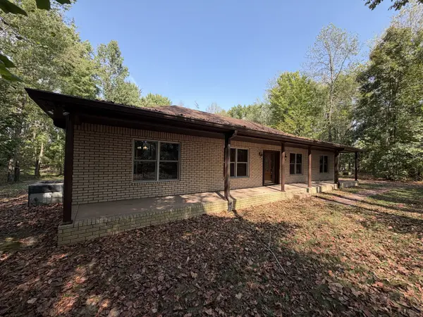 2317 Macedonia Cir, Red Boiling Springs, TN 37150