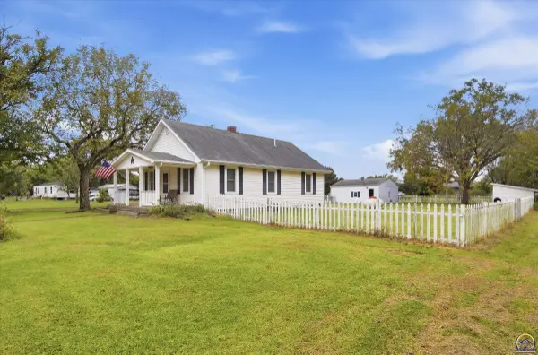 403 Topeka AVE, Paxico, KS 66526