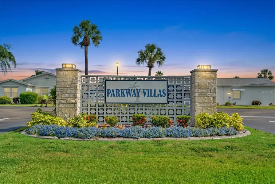 5996 HIBISCUS DR #6, Bradenton, FL 34207