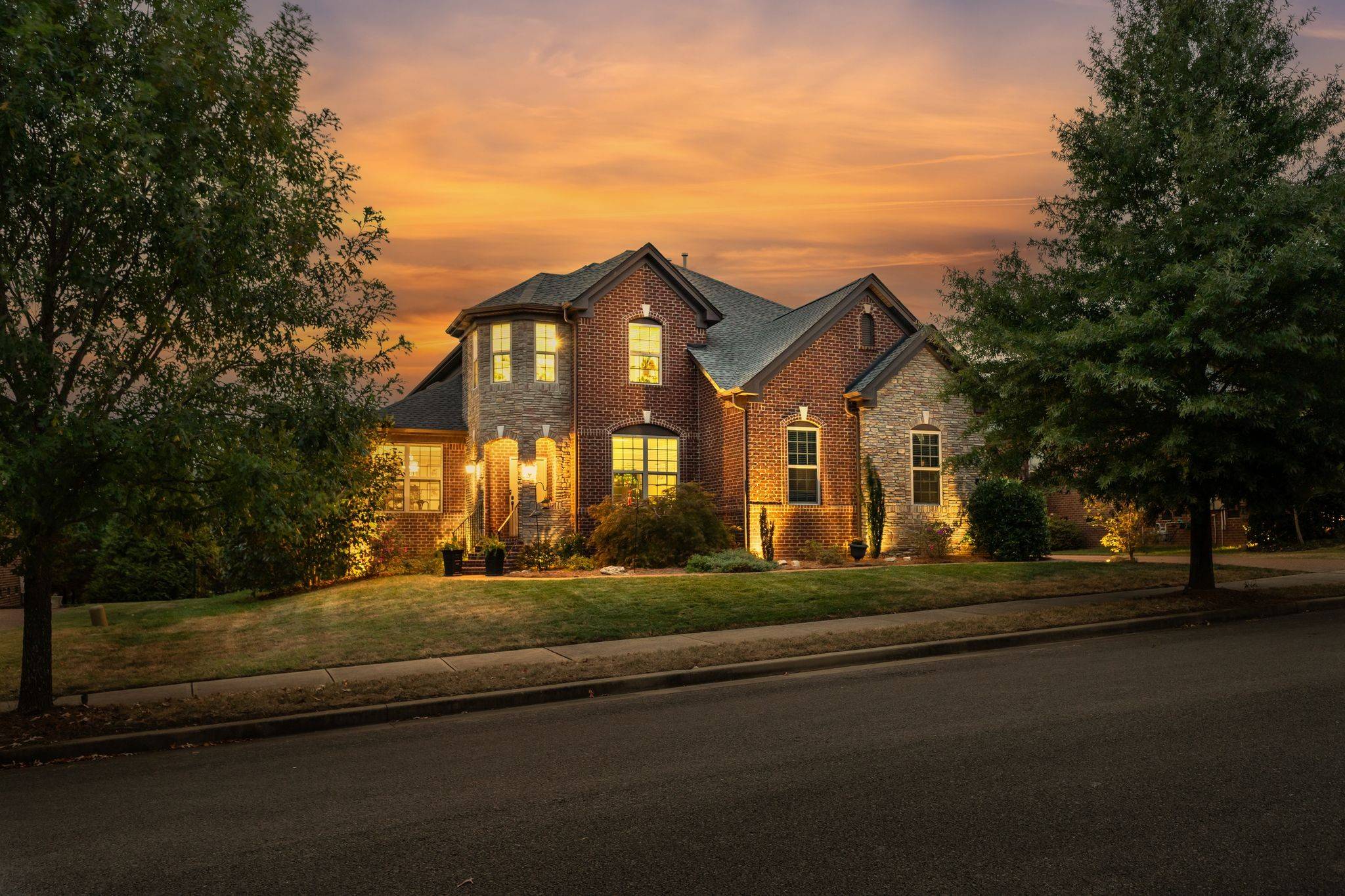 412 Victorian Park Cir, Franklin, TN 37067