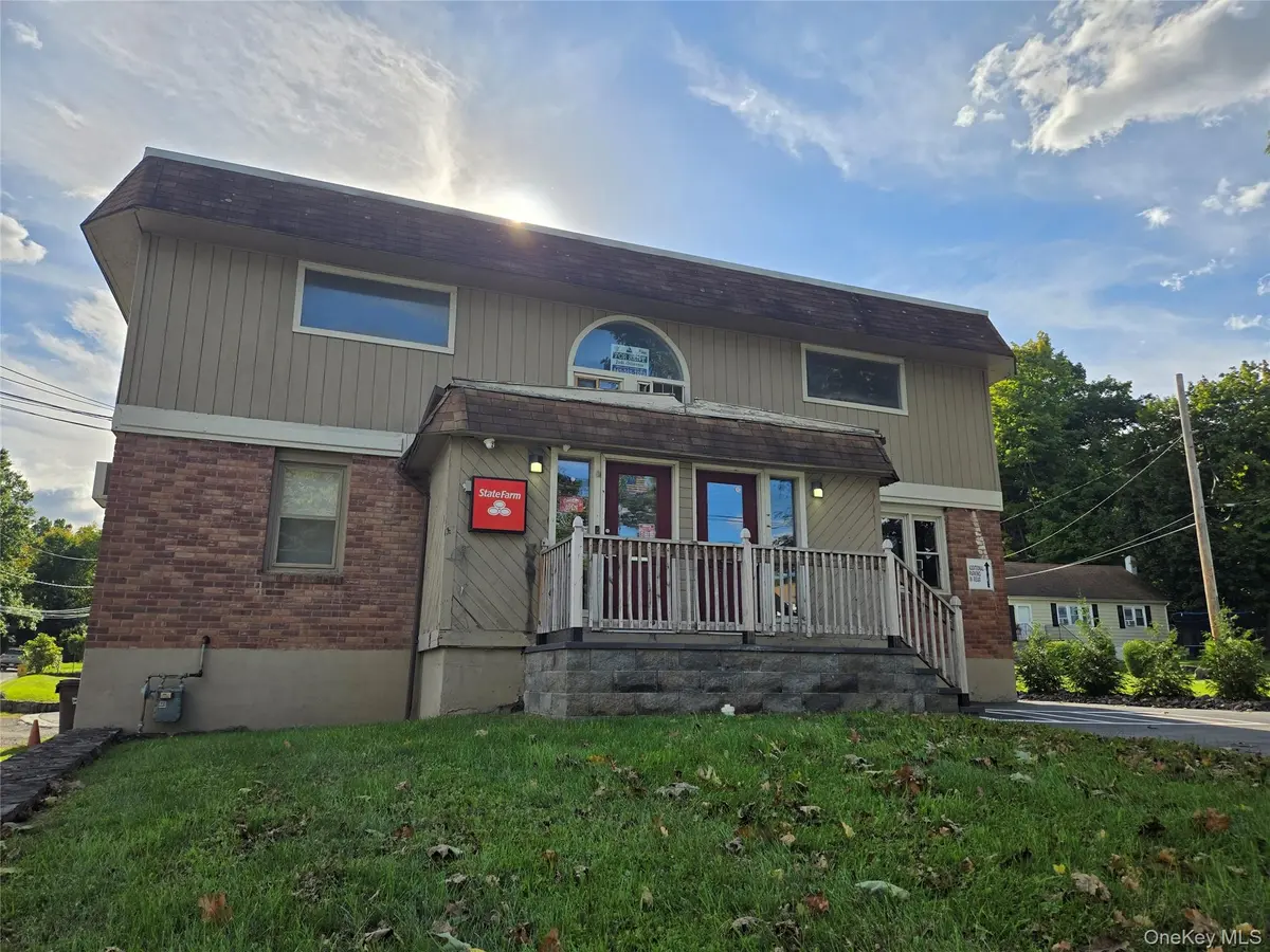 231 S Plank RD #3 & 4, Newburgh, NY 12550