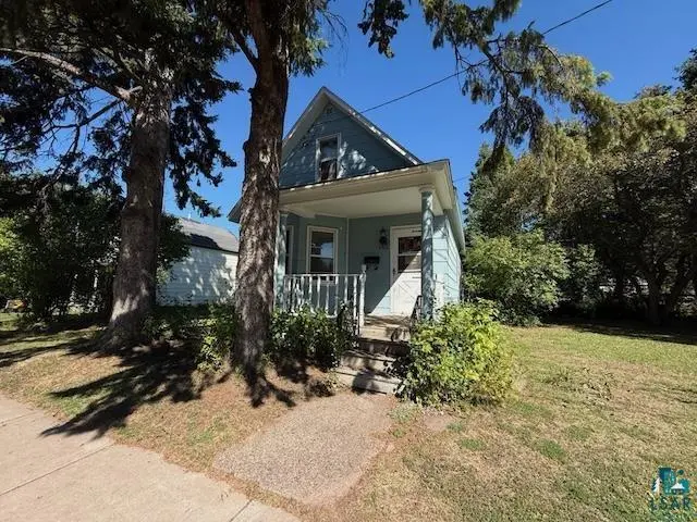 506 15th Ave W, Ashland, WI 54806