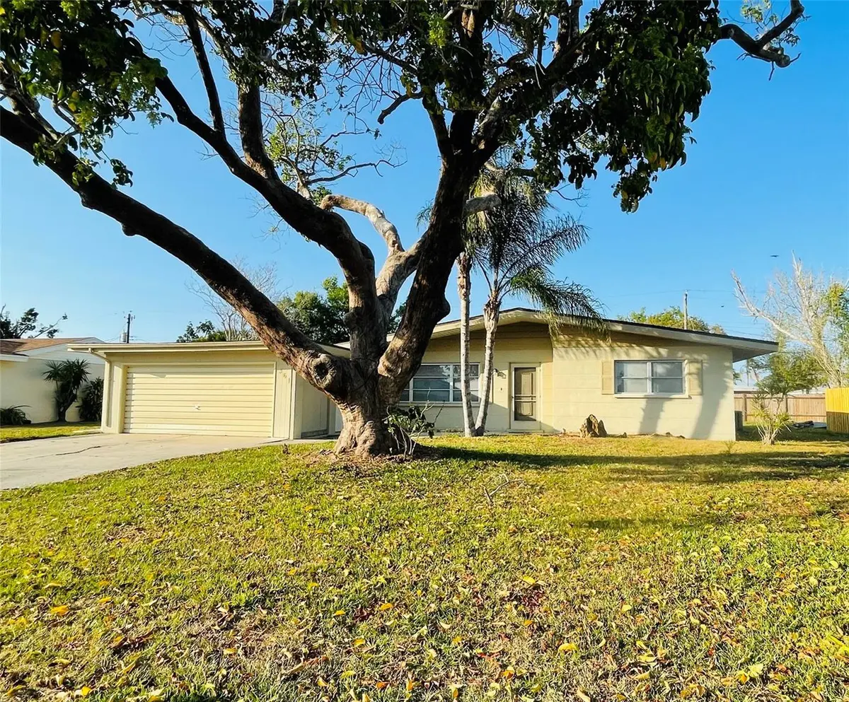 361 SEA GRAPE RD, Venice, FL 34293