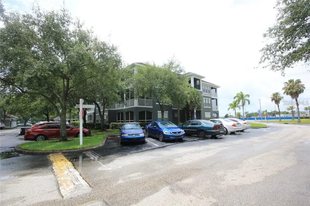 9401 CRESCENT LOOP CIR #103, Tampa, FL 33619