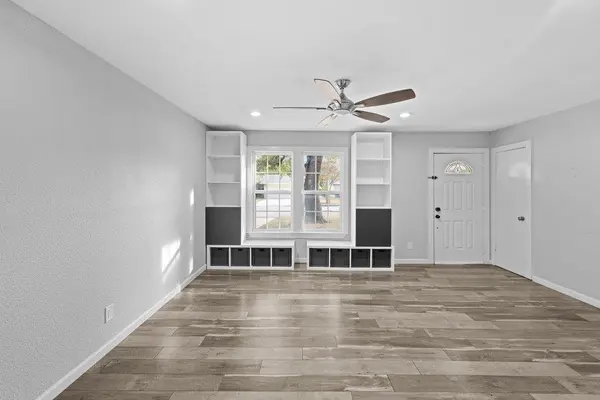 3100 Lynridge DR, Austin, TX 78723