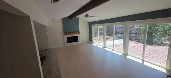 3205 Loyola LN, Austin, TX 78723