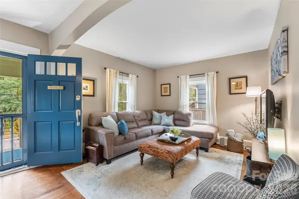96 Longview RD, Asheville, NC 28806
