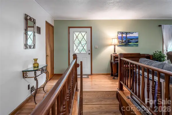 101 Guffey Mountain RD, Fairview, NC 28730