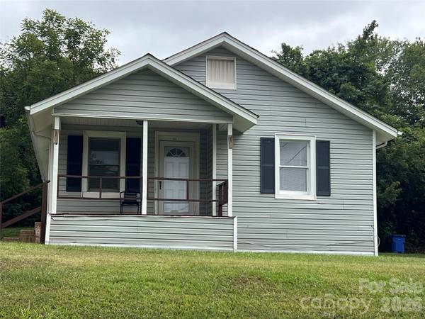 346 N Cleghorn ST, Rutherfordton, NC 28139