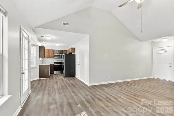 2639 Daffodil DR, Charlotte, NC 28269