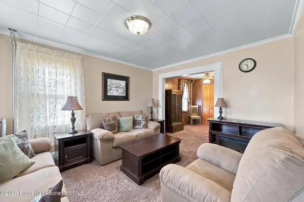 1005 Oak ST, Scranton, PA 18508