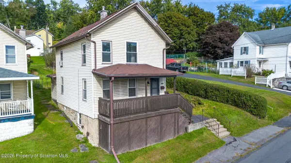 1005 Oak ST, Scranton, PA 18508