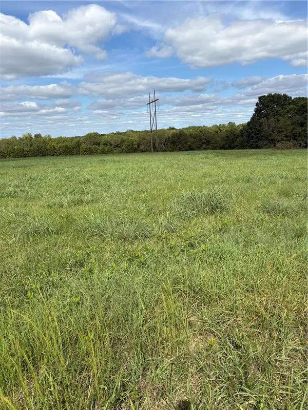 00000 Bauserman RD, Easton, KS 66020