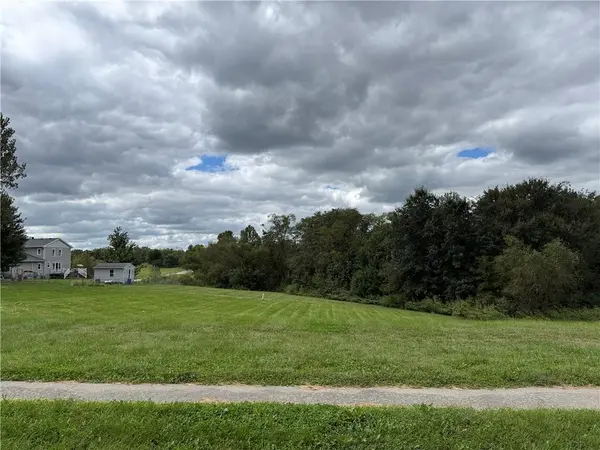 215 Fifth AVE, Pattonsburg, MO 64670