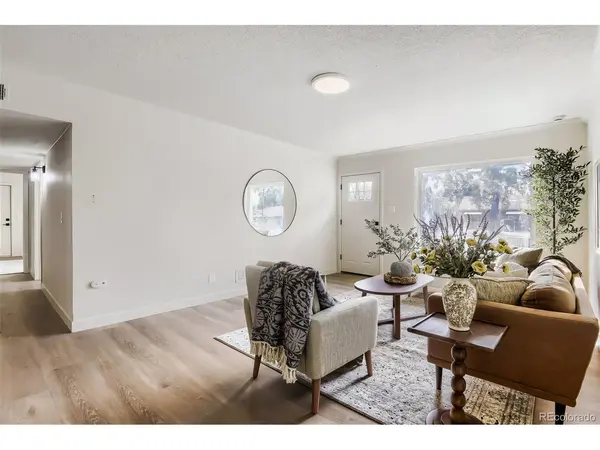 1174 Quentin, Aurora, CO 80011