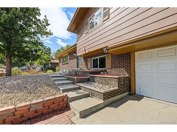2137 S Yarrow, Lakewood, CO 80227