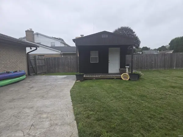 1326 Roelke DR, South Bend, IN 46614-6042