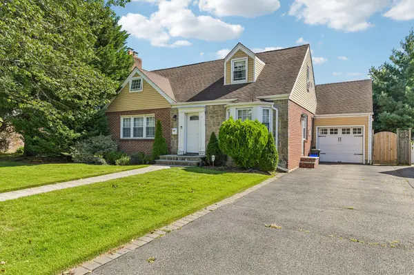 666 Lakeview AVE, Rockville Centre, NY 11570