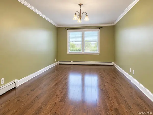 14035 183rd ST, Springfield Gardens, NY 11413