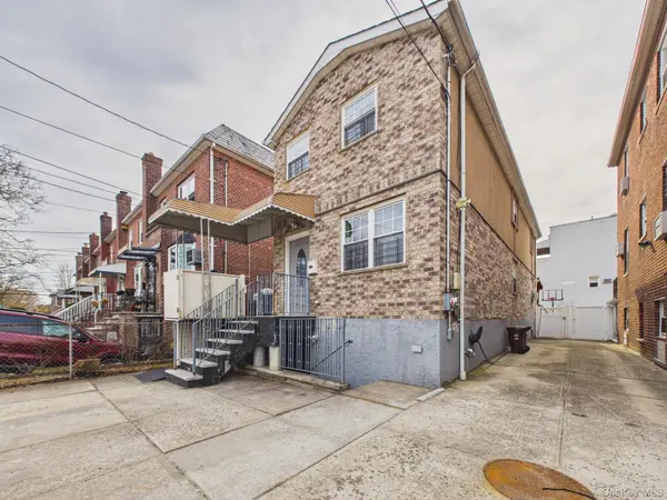 2515 Woodhull AVE, Bronx, NY 10469