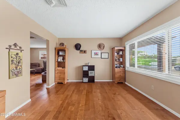 2402 Yale AVE, Alamogordo, NM 88310