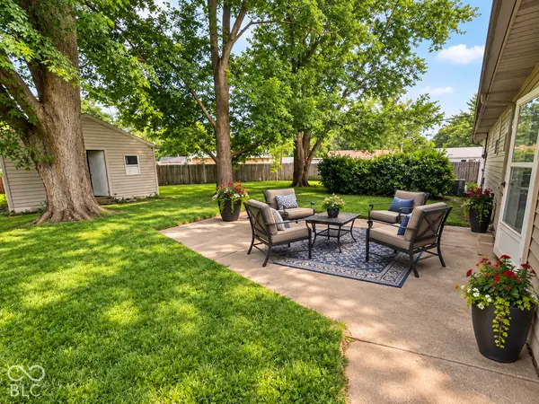 7 N Middle ST, Greenwood, IN 46143