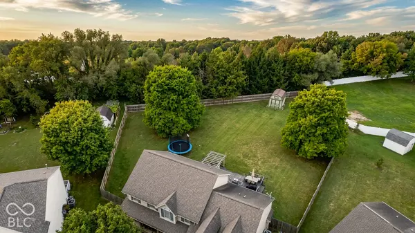 1992 Westminster PL, Columbus, IN 47201