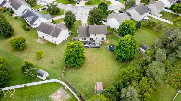 1992 Westminster PL, Columbus, IN 47201