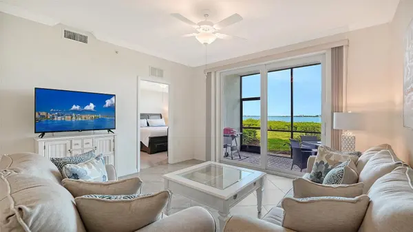 1030 TIDEWATER SHORES LOOP #105, Bradenton, FL 34208