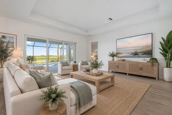5613 LIGHTNING WHELK LN, Lakewood Ranch, FL 34211